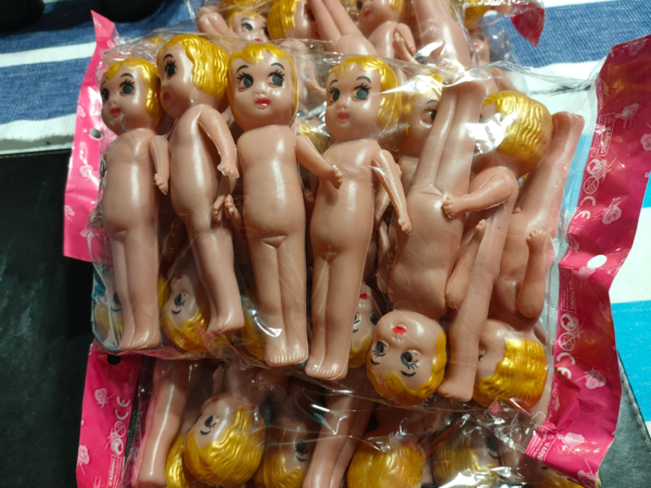 Bag of 12 kewpie dolls